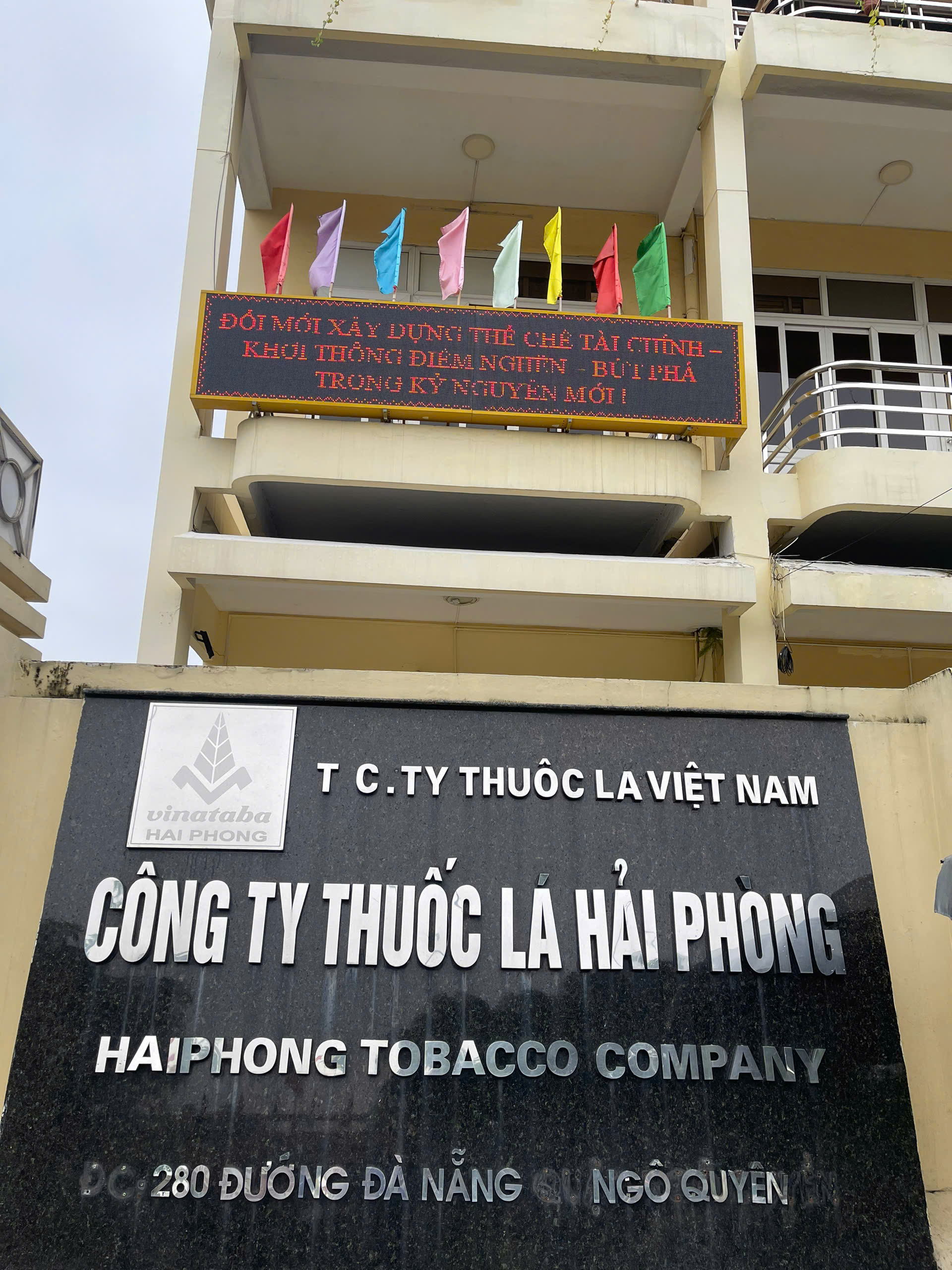 HƯỞNG ỨNG NGÀY PHÁP LUẬT VIỆT NAM NĂM 2025